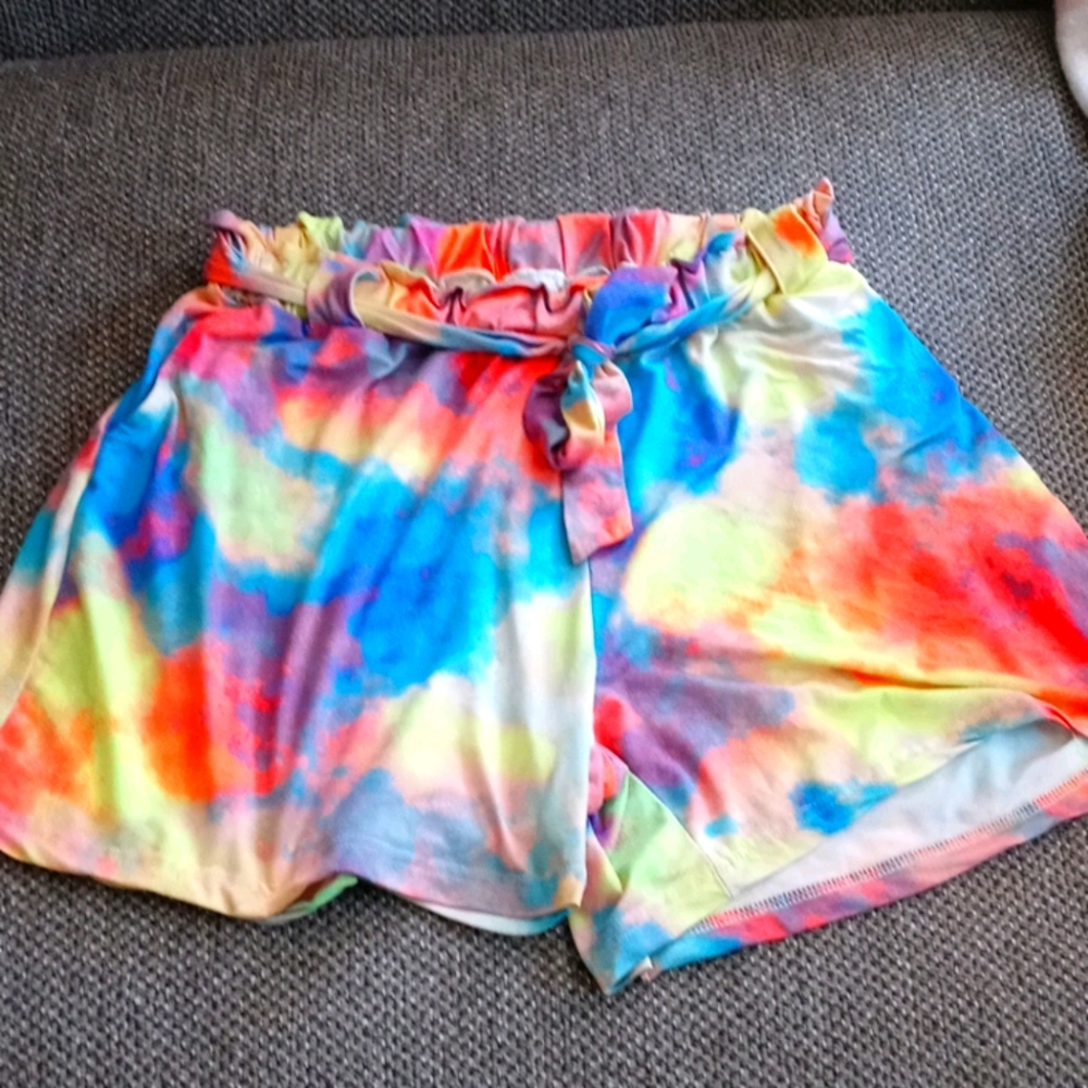 Full circle trends tye dye shorts size 1X